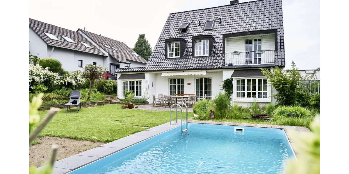Einfamilienhaus Bonn Hardtberg - 5 Zimmer, 220 m&sup2;, 1.150.000&euro; | Angebot:26575988