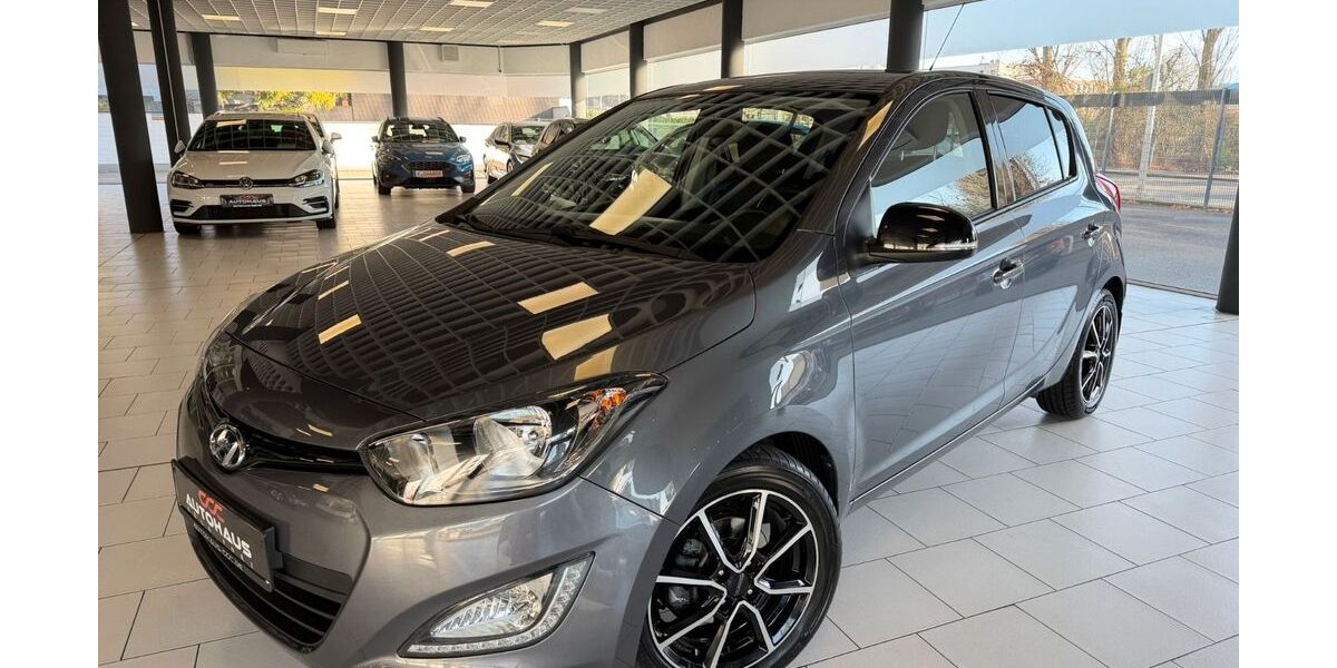 Hyundai i20 71.987 km 9.990 &euro; Köln 51149