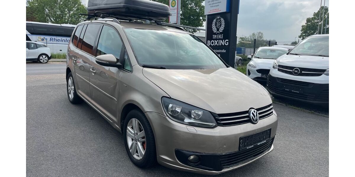 VW Touran 175.000 km 6.500 &euro; Wesseling - Köln 50389