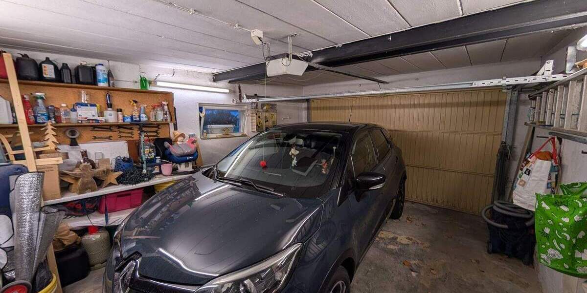 Ein- Zweifamilienhaus bzw. Mehrgenerationen in schöner Lage von Frechen 4 zimmer