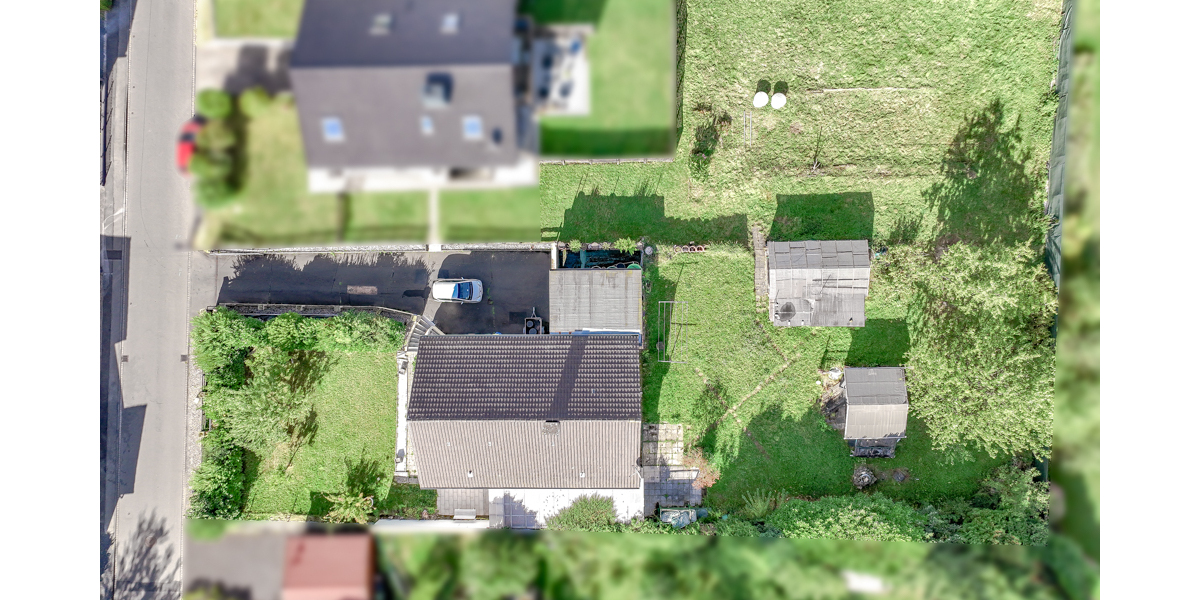 OberpleisBoseroth: Freistehendes EFH mit großem Grundstück, Doppelgarage und herrlichem Ölbergblick - Einfamilienhaus Königswinter Boseroth | Angebot:25882635