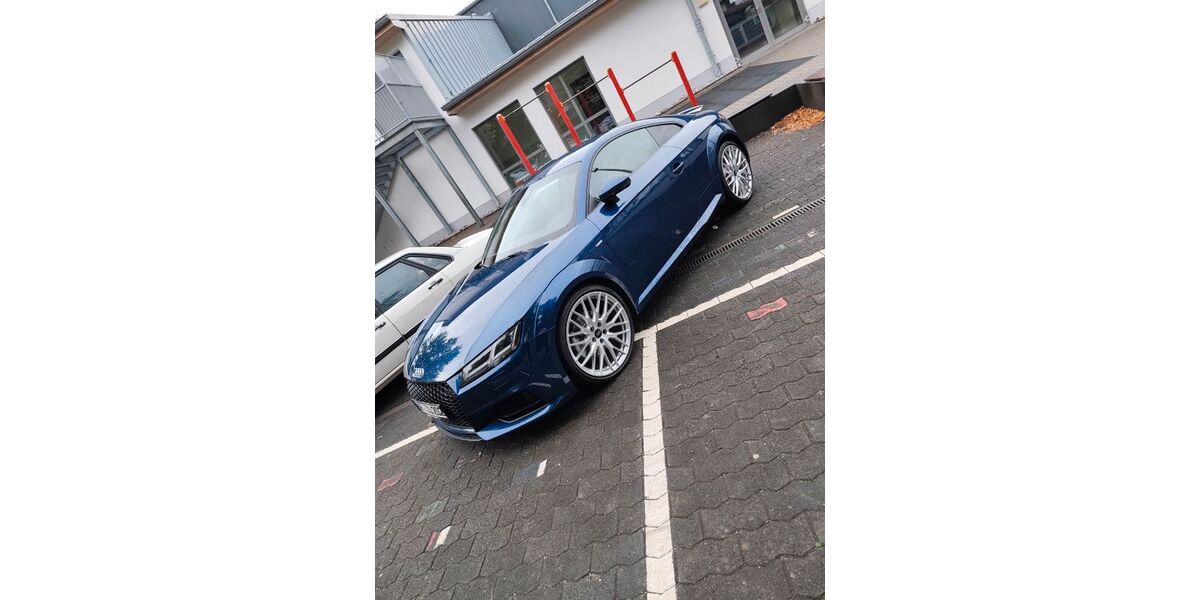 Audi TT 230.000 km 16.200 &euro; Asbach 53567