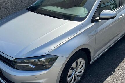 VW Polo 125.000 km 9.890 &euro; Köln 50739