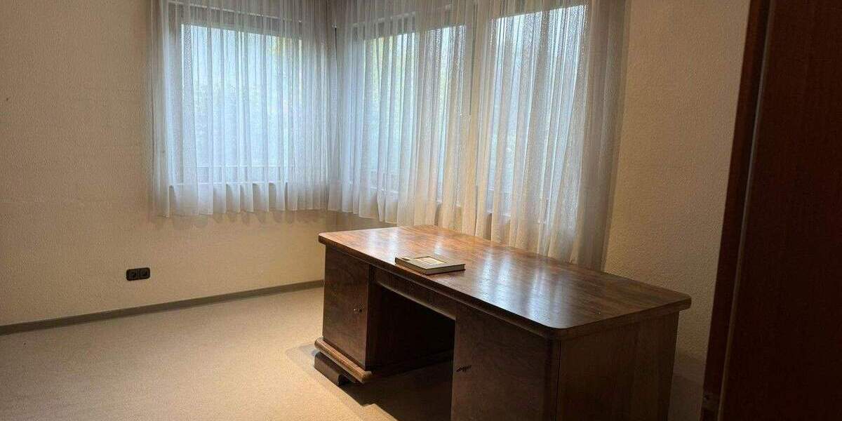 Reihenmittelhaus Bonn Muffendorf - 7 Zimmer, 222 m&sup2;, 629.000&euro; | Angebot:25747696