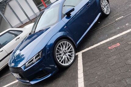 Audi TT 230.000 km 16.700 &euro; Asbach 53567