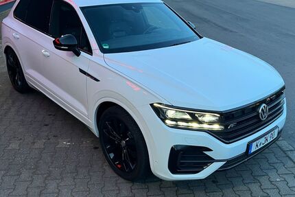 VW Touareg 118.100 km 42.999 € köln 51067