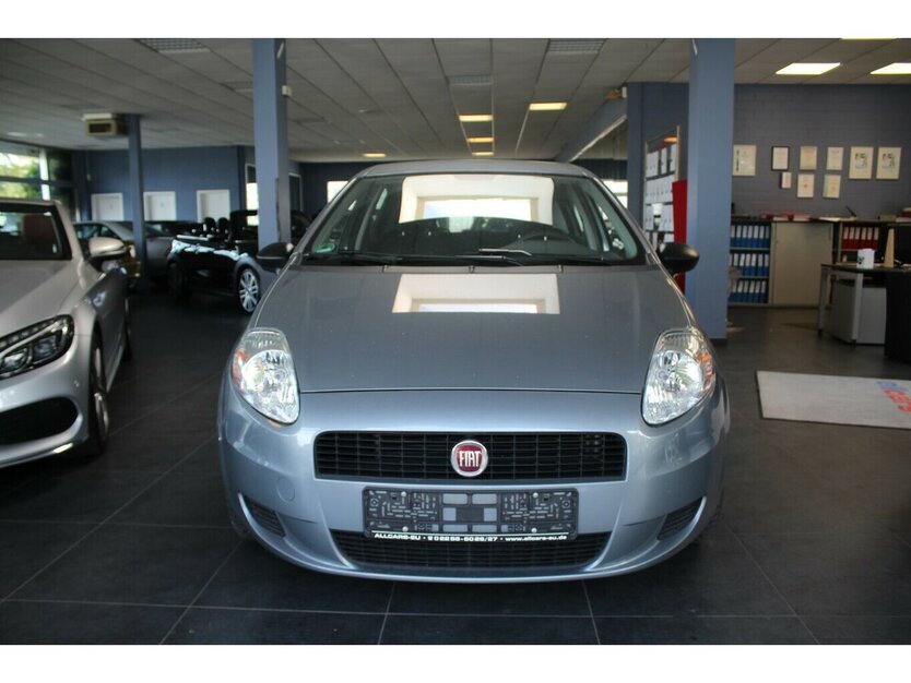 Fiat Punto 1.2 - Klima - 33.705 km 6.980 € Euskirchen 53881