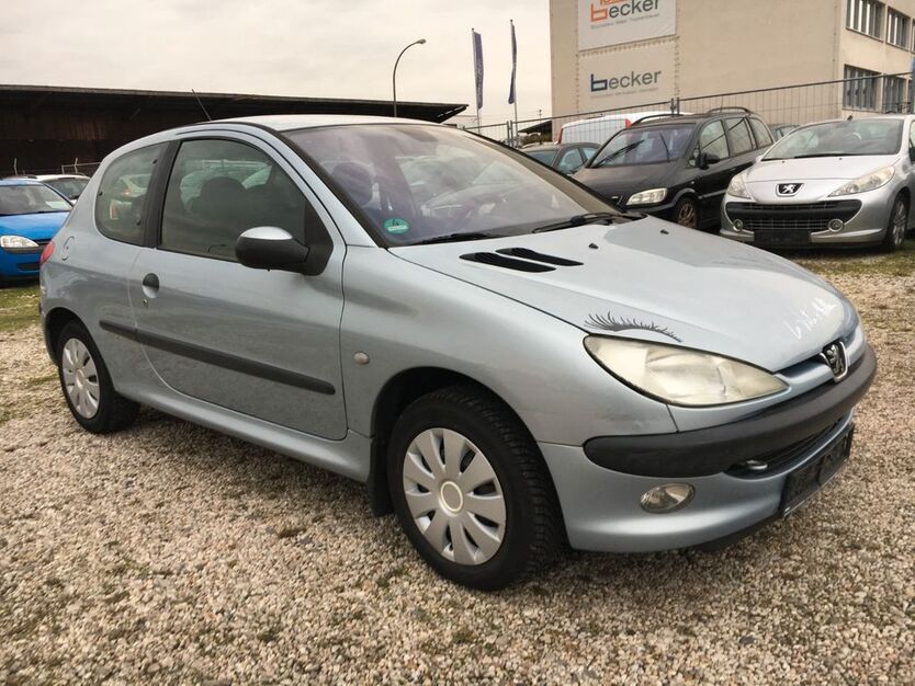 Peugeot 206 192.000 km 1.299 € Bonn 53227