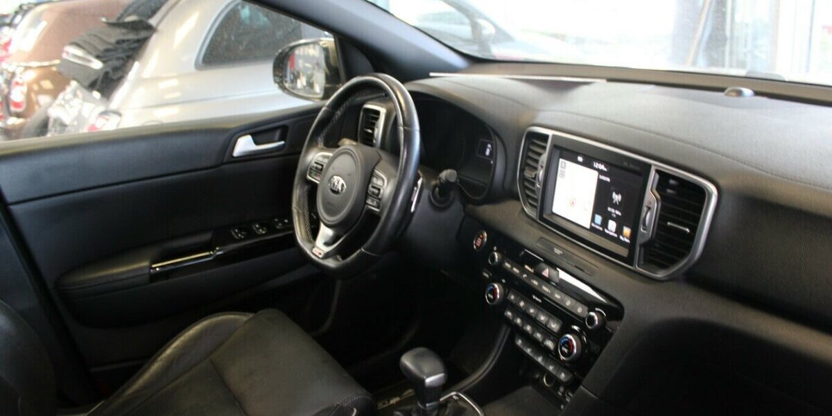 Kia Sportage 1.6 T-GDI AWD DCT GT Line 81.305 km 17.980 &euro; Euskirchen 53881