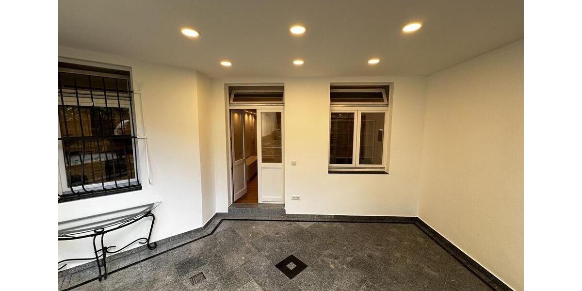 Etagenwohnung Bonn Gronau - 1 Zimmer, 42 m&sup2;, 870&euro; | Angebot:24641542