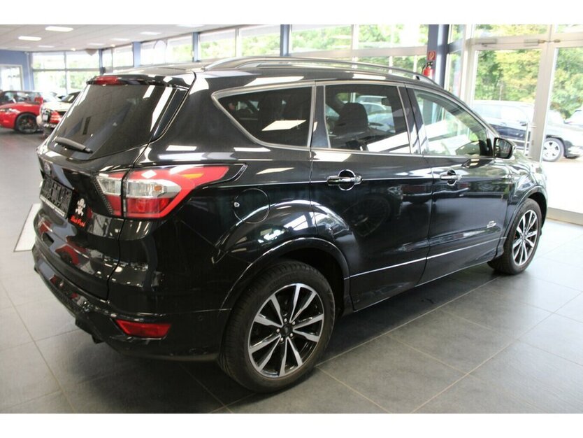 Kuga 2.0 TDCi 4x4 ST-Line