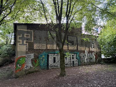 SELTENE GELEGENHEIT MIT ENTWICKLUNGSPOTENZIAL - Grundstück Köln Rodenkirchen | Angebot:27132773