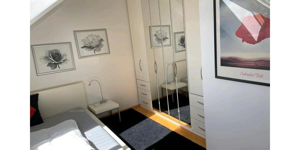 Dachgeschoßwohnung Bonn Lannesdorf - 1 Zimmer, 55 m&sup2;, 890&euro; | Angebot:24246541