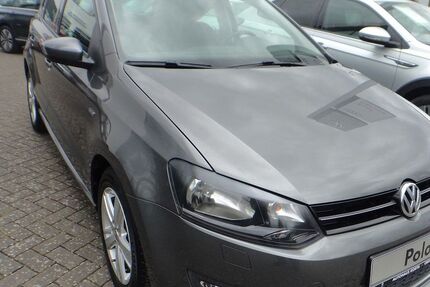 VW Polo 121.300 km 7.993 &euro; Königswinter 53639