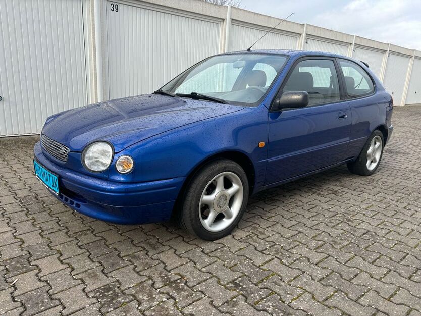 Toyota Corolla 182.000 km 3.700 € Bornheim 53332