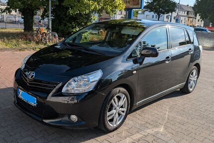 Toyota Verso 268.000 km 5.250 € Köln 51109
