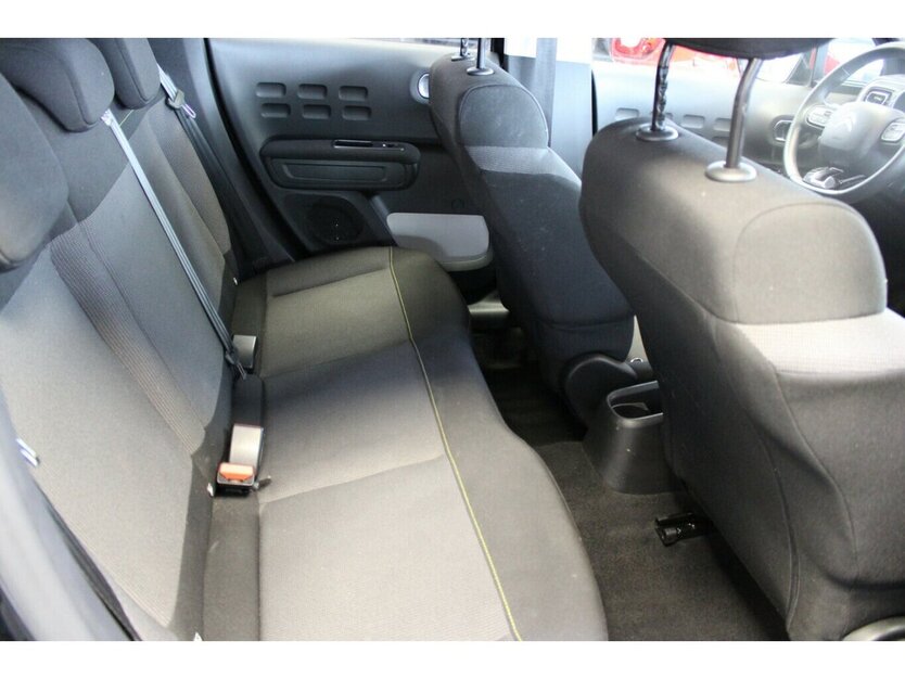 Citroen C3 PureTech 110 EAT6 Shine Pack 55.115 km 14.980 € Euskirchen 53881