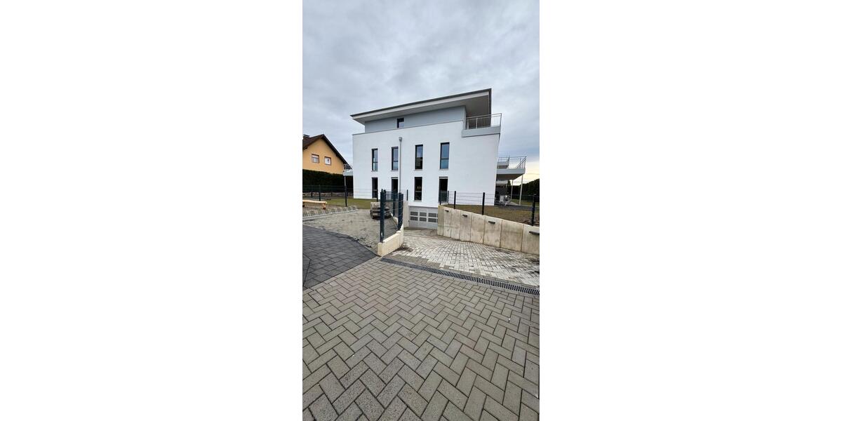 Einfamilienhaus Bad Honnef - 2 Zimmer, 65 m&sup2;, 1.220&euro; | Angebot:24678804