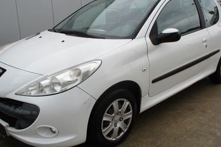 Peugeot 206 105.716 km 1.770 &euro; Köln 51105