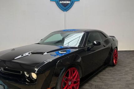 Dodge Challenger 45.380 km 32.900 &euro; Alfter 53347