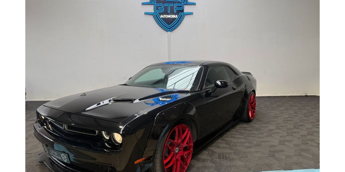 Dodge Challenger 45.380 km 32.900 &euro; Alfter 53347