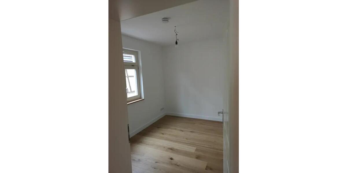 Einfamilienhaus Grafschaft - 7.5 Zimmer, 197 m&sup2;, 600.000&euro; | Angebot:25648968