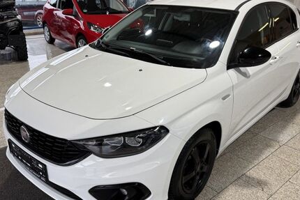 Fiat Tipo 99.000 km 9.820 € Vettelschoß 53560