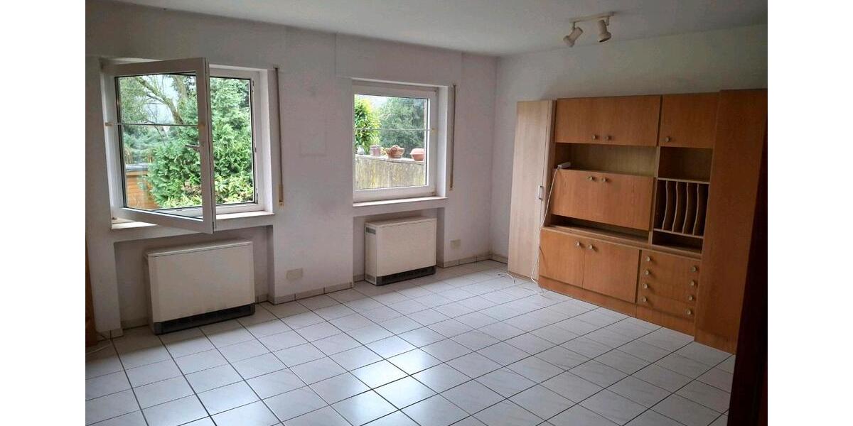 Erdgeschoßwohnung Hürth - 3 Zimmer, 98 m&sup2;, 1.350&euro; | Angebot:26465560