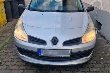 Renault Clio 146.000 km 2.400 &euro; Bad Breisig 53498