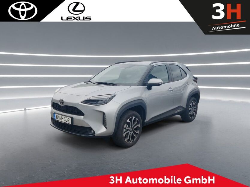 Toyota Yaris Cross 5.000 km 29.990 € Bonn 53119