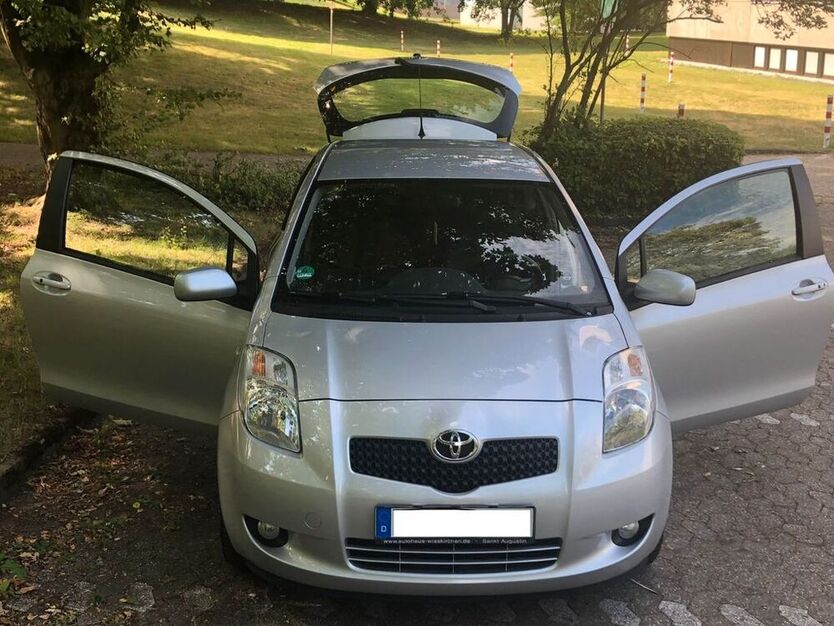 Yaris
