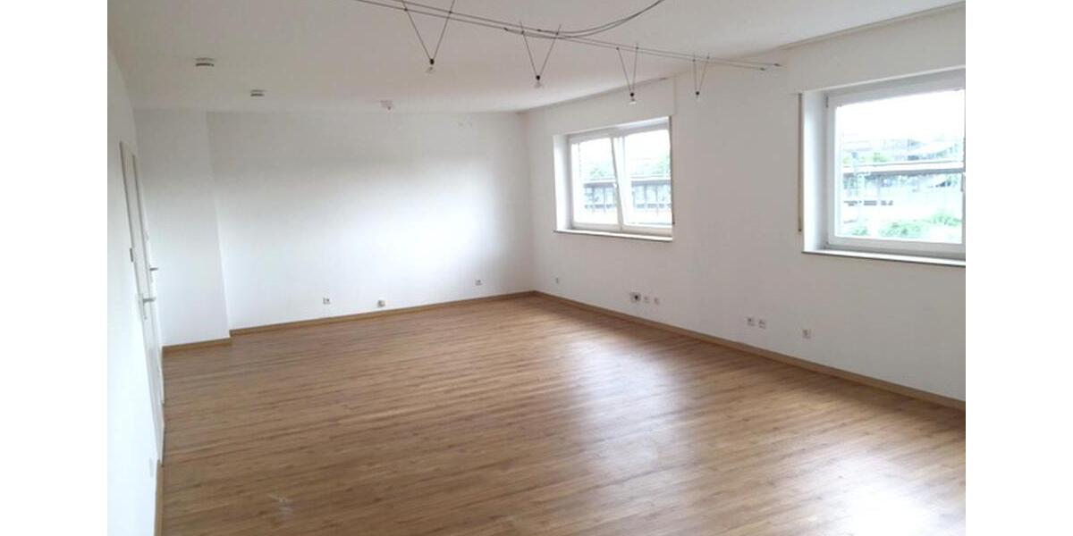 Etagenwohnung Siegburg - 3 Zimmer, 105 m&sup2;, 1.253&euro; | Angebot:26459014