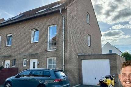 Haus Wesseling - 4 Zimmer, 122 m&sup2;, 1.400&euro; | Angebot:27660334