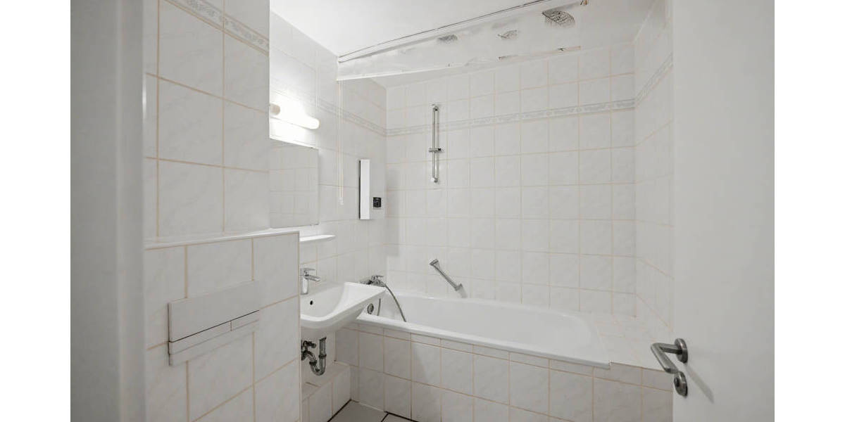 Etagenwohnung Bonn / Friesdorf Friesdorf - 2 Zimmer, 60 m&sup2;, 199.000&euro; | Angebot:26154501