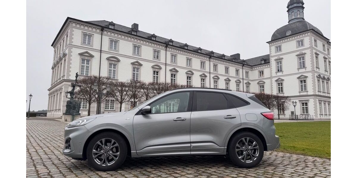 Ford Kuga 35.500 km 22.990 &euro; Rösrath 51503