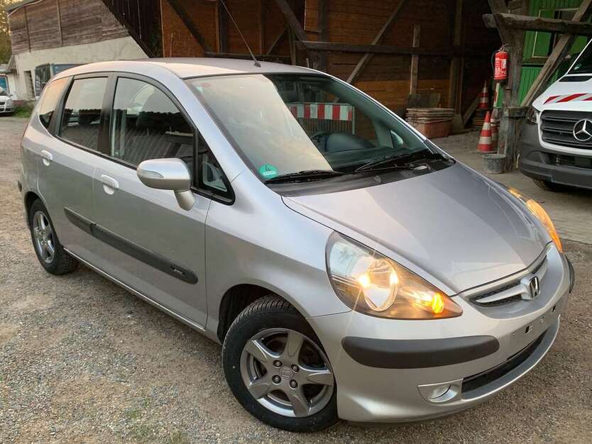 Honda Jazz 120.000 km 4.500 € Köln 50969