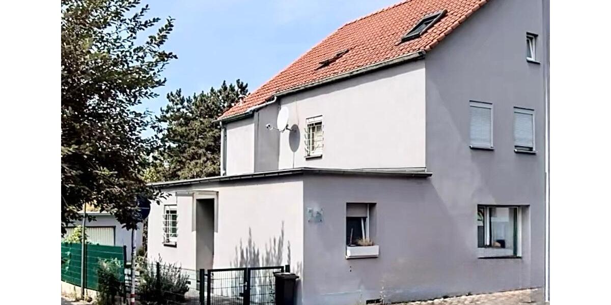 Doppelhaushälfte Köln Mülheim - 7 Zimmer, 145 m&sup2;, 2.400&euro; | Angebot:25157905