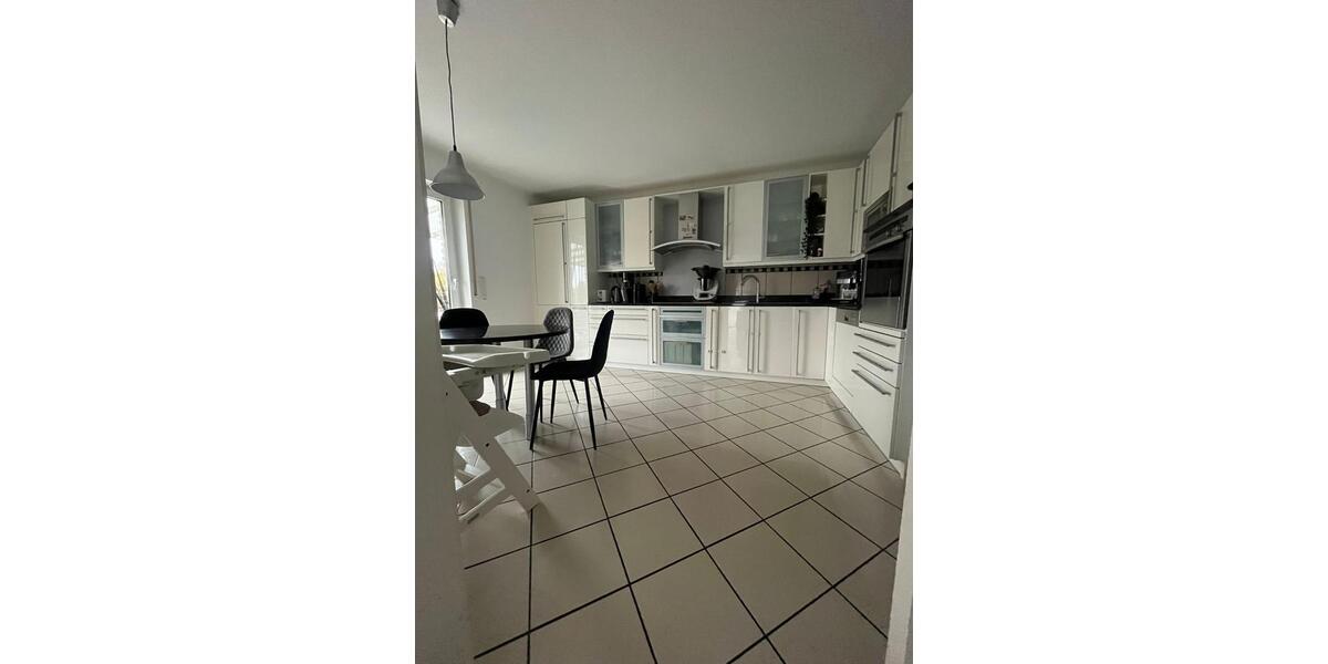 Erdgeschoßwohnung Troisdorf Altenrath - 4 Zimmer, 107 m&sup2;, 1.600&euro; | Angebot:24662432