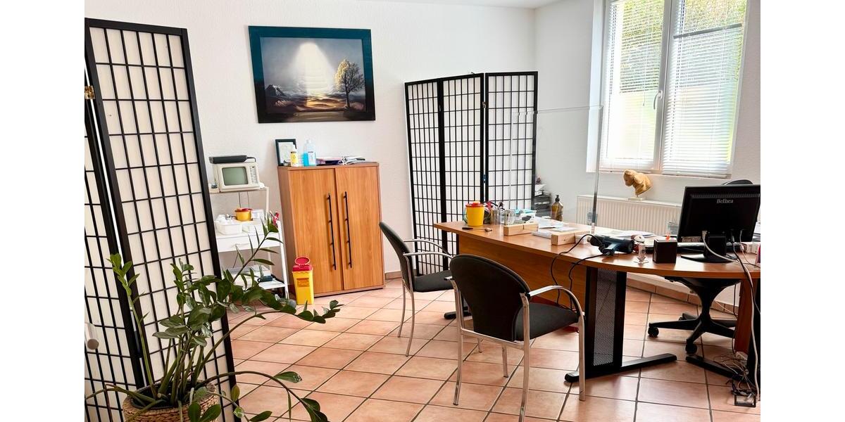 Büro-Praxisräume in 51465 Berg. Gladb. Nähe Strundepark zimmer