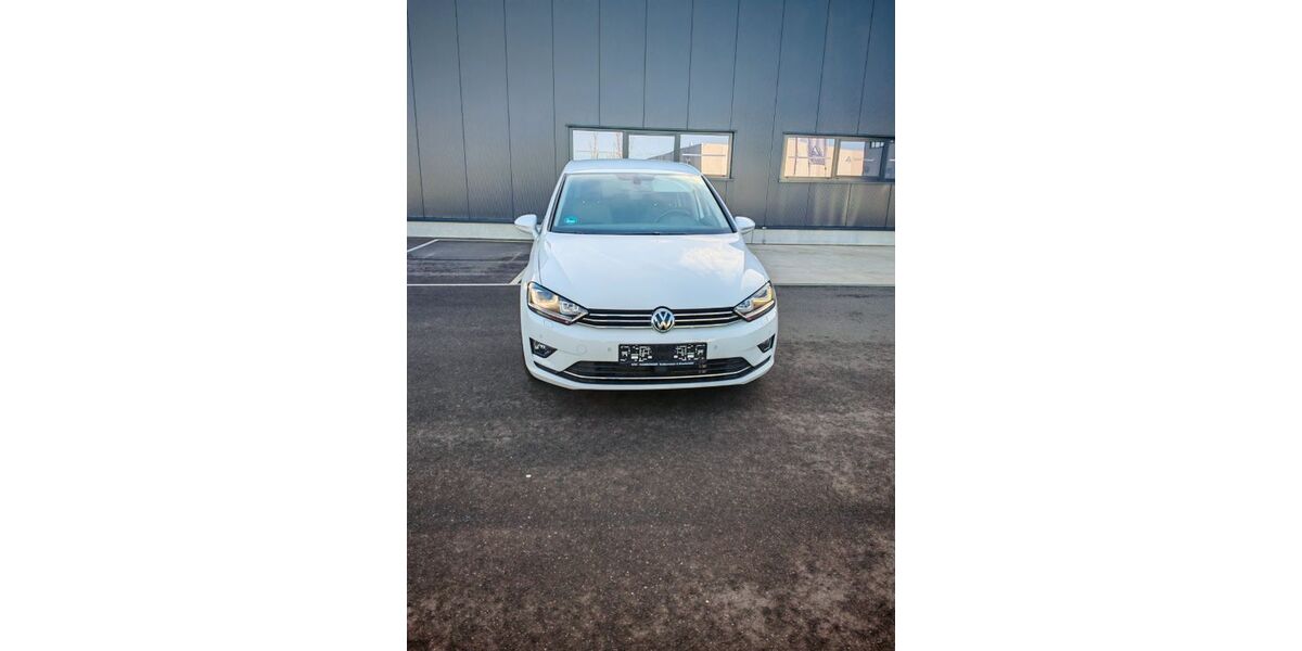 VW Golf Sportsvan 108.000 km 12.200 &euro; Euskirchen 53879