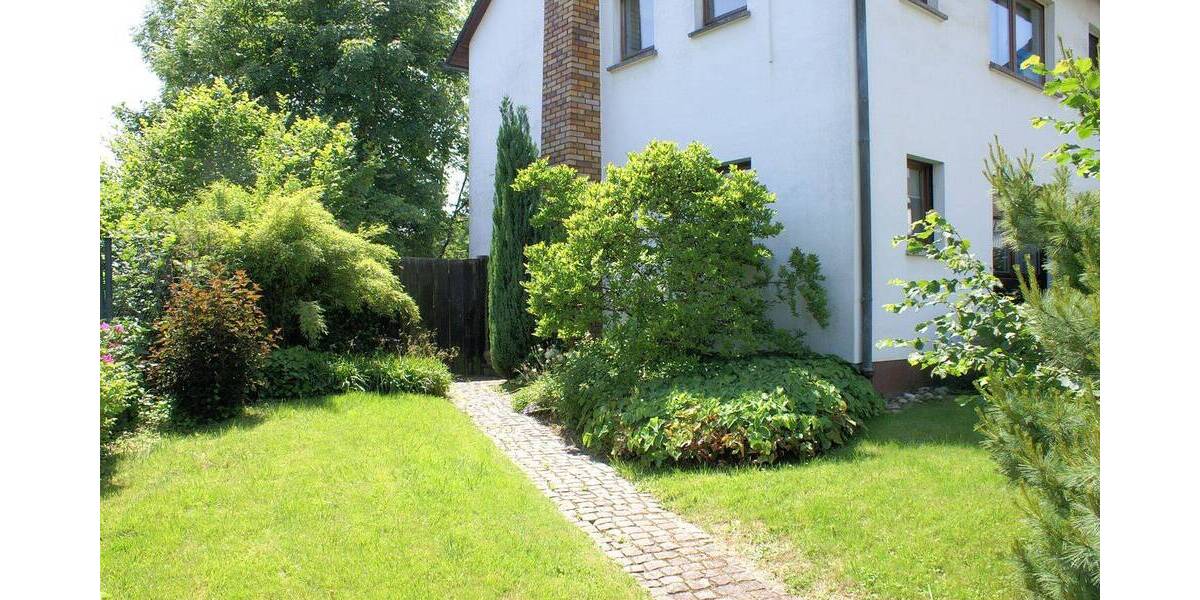 Mehrfamilienhaus, Wohnhaus Ruppichteroth - 9 Zimmer, 279 m&sup2;, 398.000&euro; | Angebot:25742820