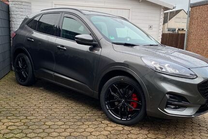 Ford Kuga 93.650 km 19.990 &euro; Erftstadr 50374