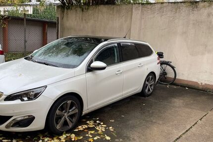 Peugeot 308 130.572 km 10.500 € Köln 50676