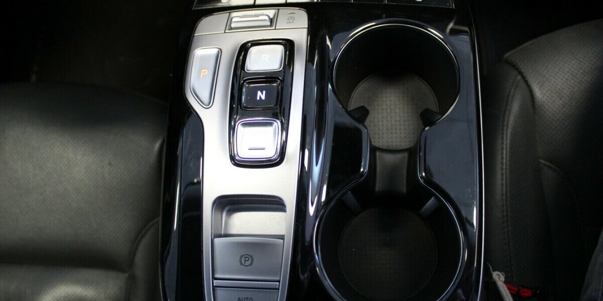 Hyundai Tucson 1.6 CRDi 48V-Hybrid 2WD DCT Trend 64.073 km 21.980 &euro; Euskirchen 53881