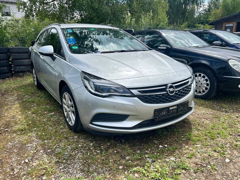 Opel Astra 118.000 km 7.499 € Remagen 53424