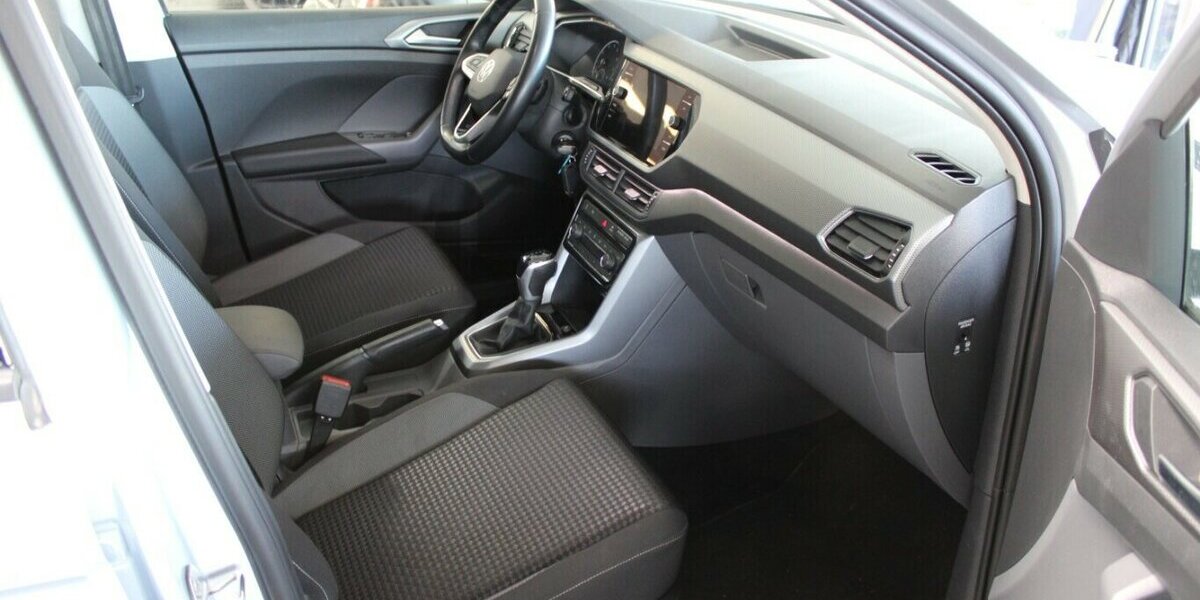 VW T-Cross 1.0 TSI OPF DSG Active 36.750 km 18.980 &euro; Euskirchen 53881