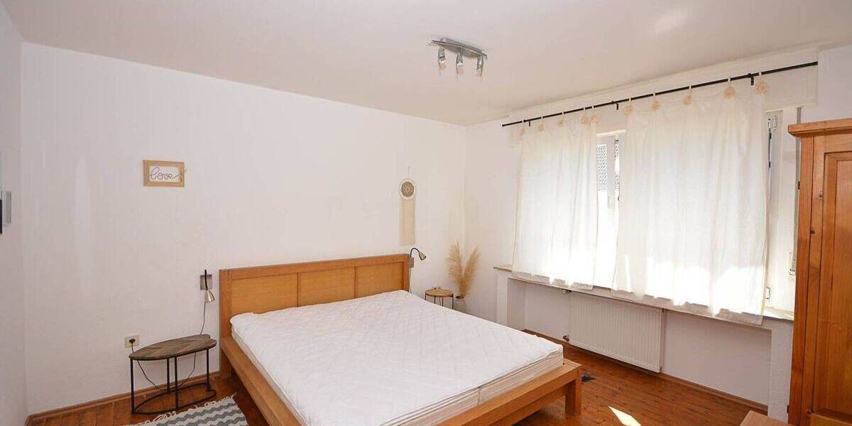 Mehrfamilienhaus, Wohnhaus Brühl - 8 Zimmer, 181 m&sup2;, 580.000&euro; | Angebot:26807171