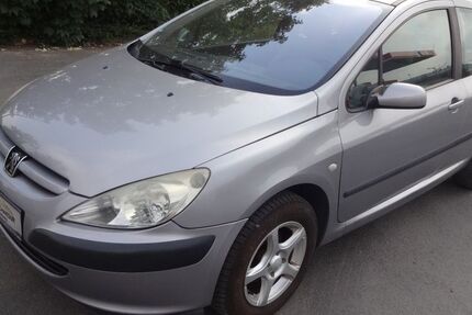 Peugeot 307 111.000 km 1.890 € Zülpich 53909