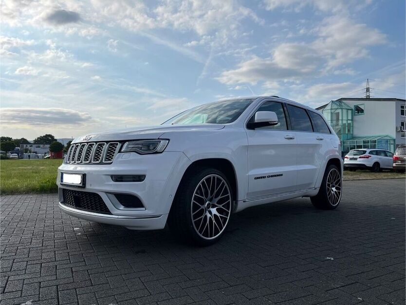 Grand Cherokee