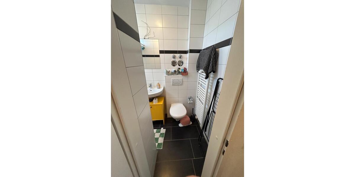 Etagenwohnung Köln Ehrenfeld - 1 Zimmer, 25 m&sup2;, 750&euro; | Angebot:26351702